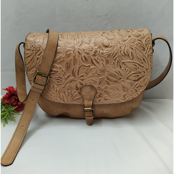 Patricia Nash Saddle Tan Leather Rosolini Tooled Buckle Flap Crossbody Bag EUC - Picture 1 of 16